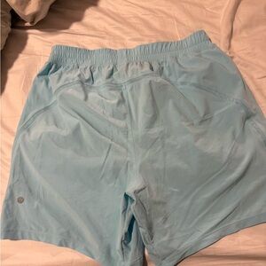Mens Lululemon 7 inch Pace Breaker shorts- size large